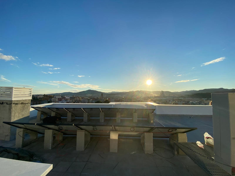 Habitatge unifamiliar instal.lació fotovoltaica